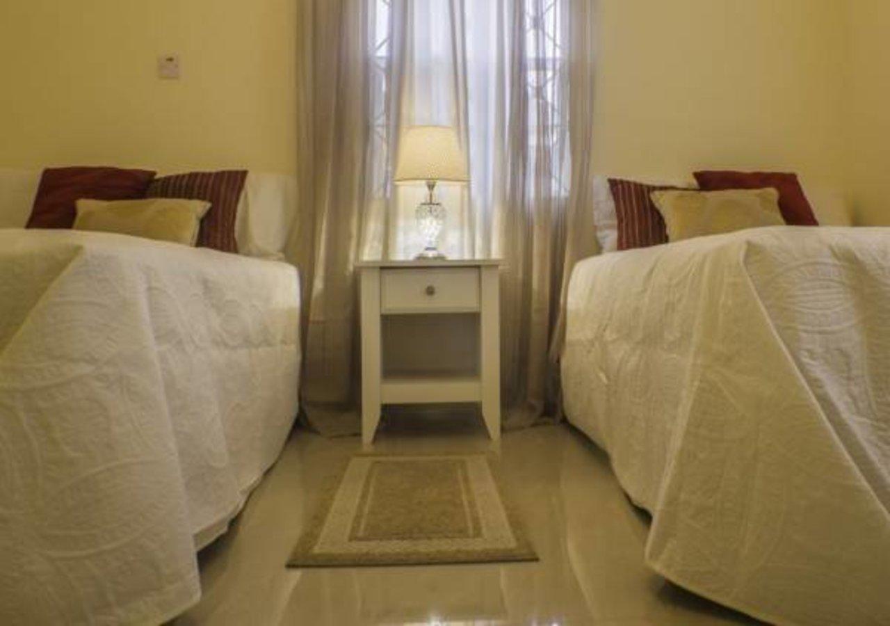 N2N Suites - Ochio Rios Vacation Home Очо-Риос Экстерьер фото