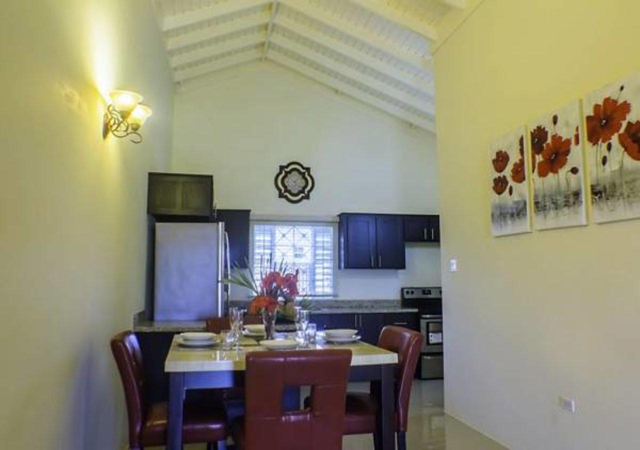 N2N Suites - Ochio Rios Vacation Home Очо-Риос Экстерьер фото